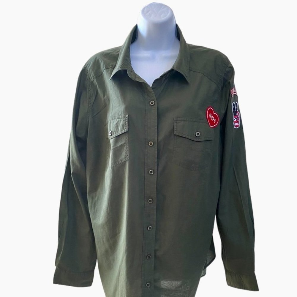 Torrid Army Green Long Sleeve Button Down Shirt Patches Sz 0 #01
